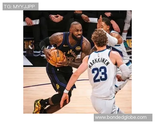 詹姆斯:从篮球之神到商业巨头的传奇人生与影响力探讨